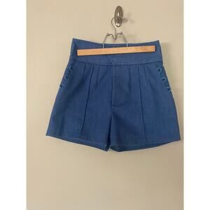 Julia Haus high waisted pleated 70s style shorts Size 2
